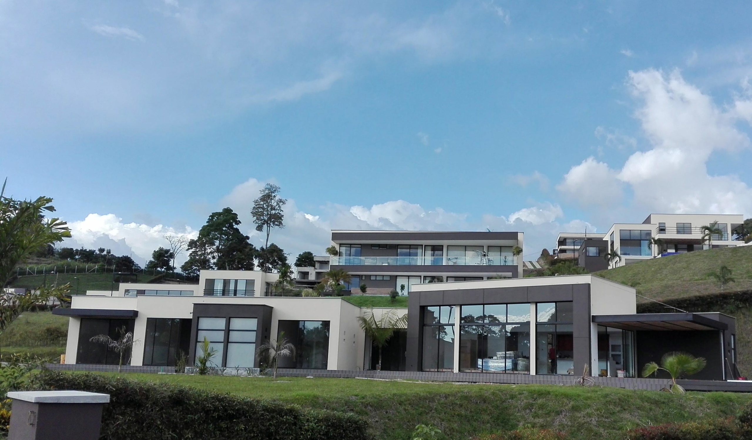 Galeria Hoyos Costruye